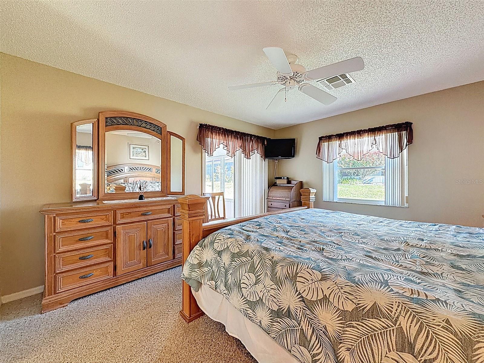 Image 15 of 52 For 5865 Macaw Place