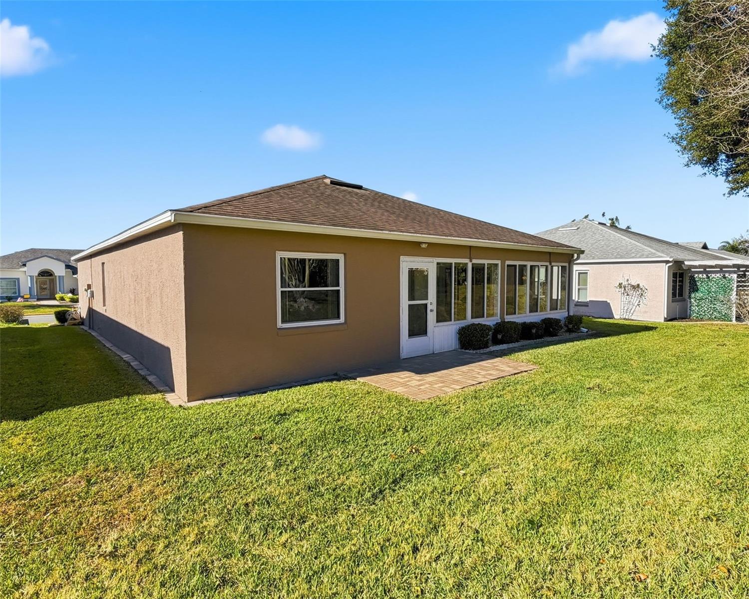 Image 28 of 52 For 5865 Macaw Place