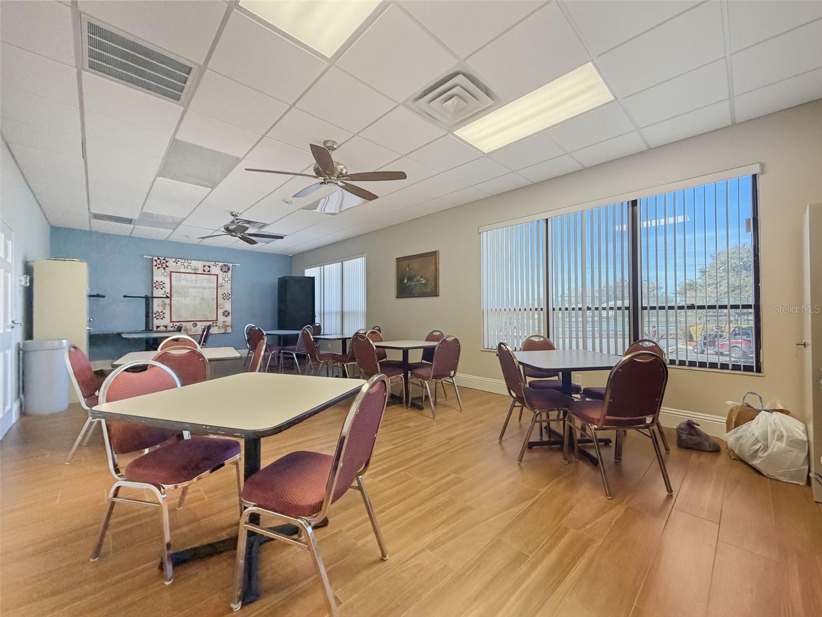 Image 34 of 52 For 5865 Macaw Place