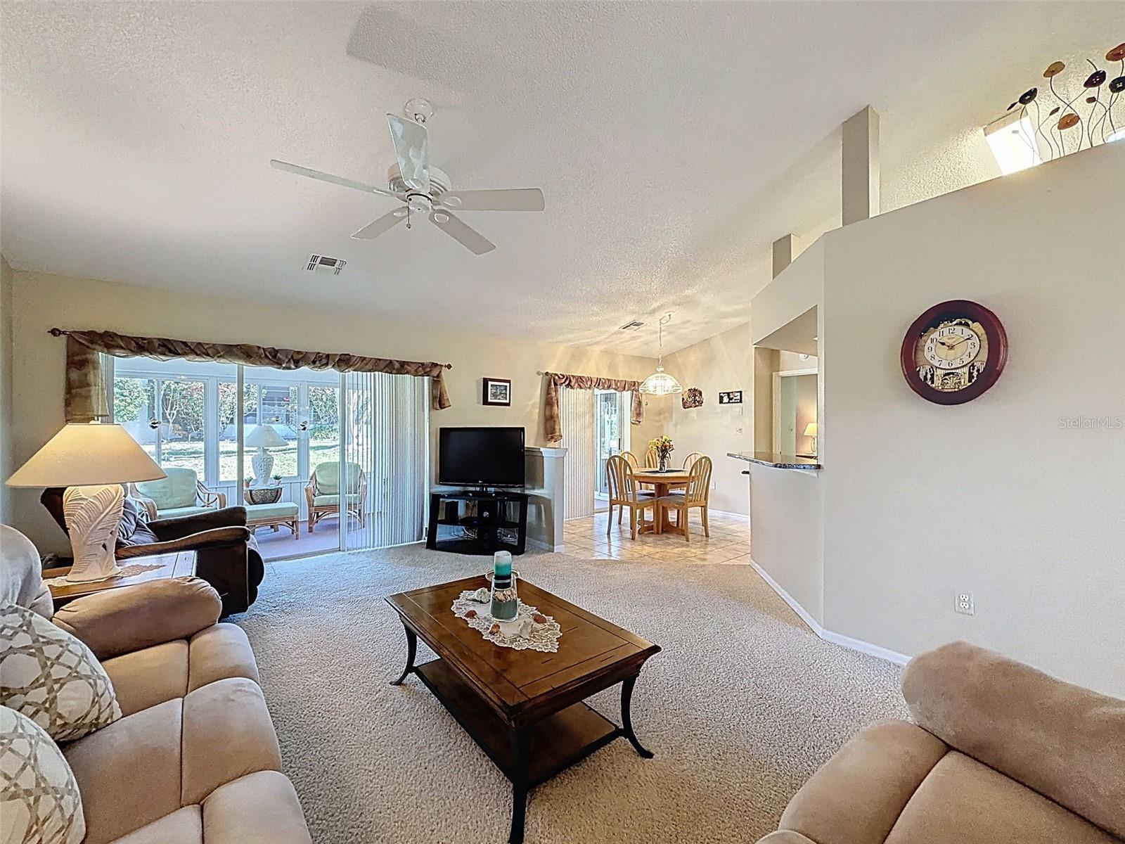 Image 8 of 52 For 5865 Macaw Place