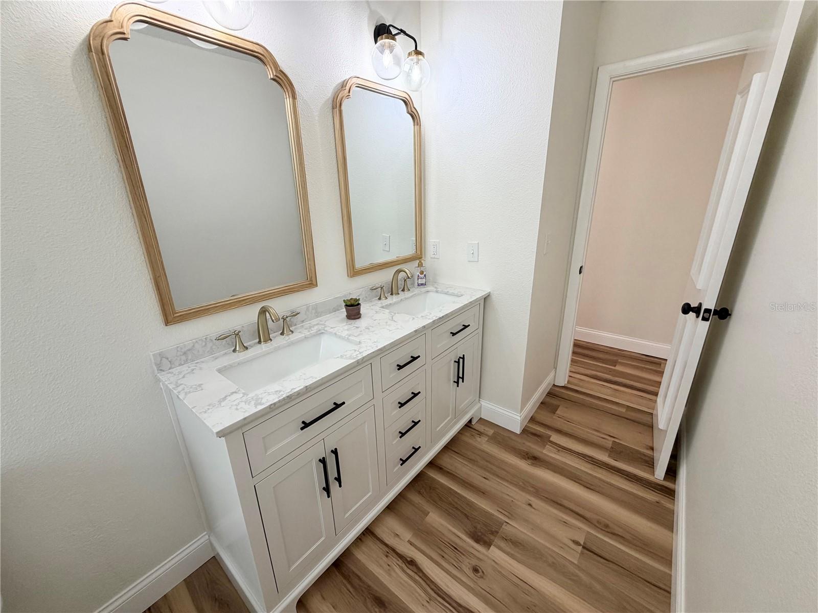 Image 18 of 33 For 1624 Leslie Drive