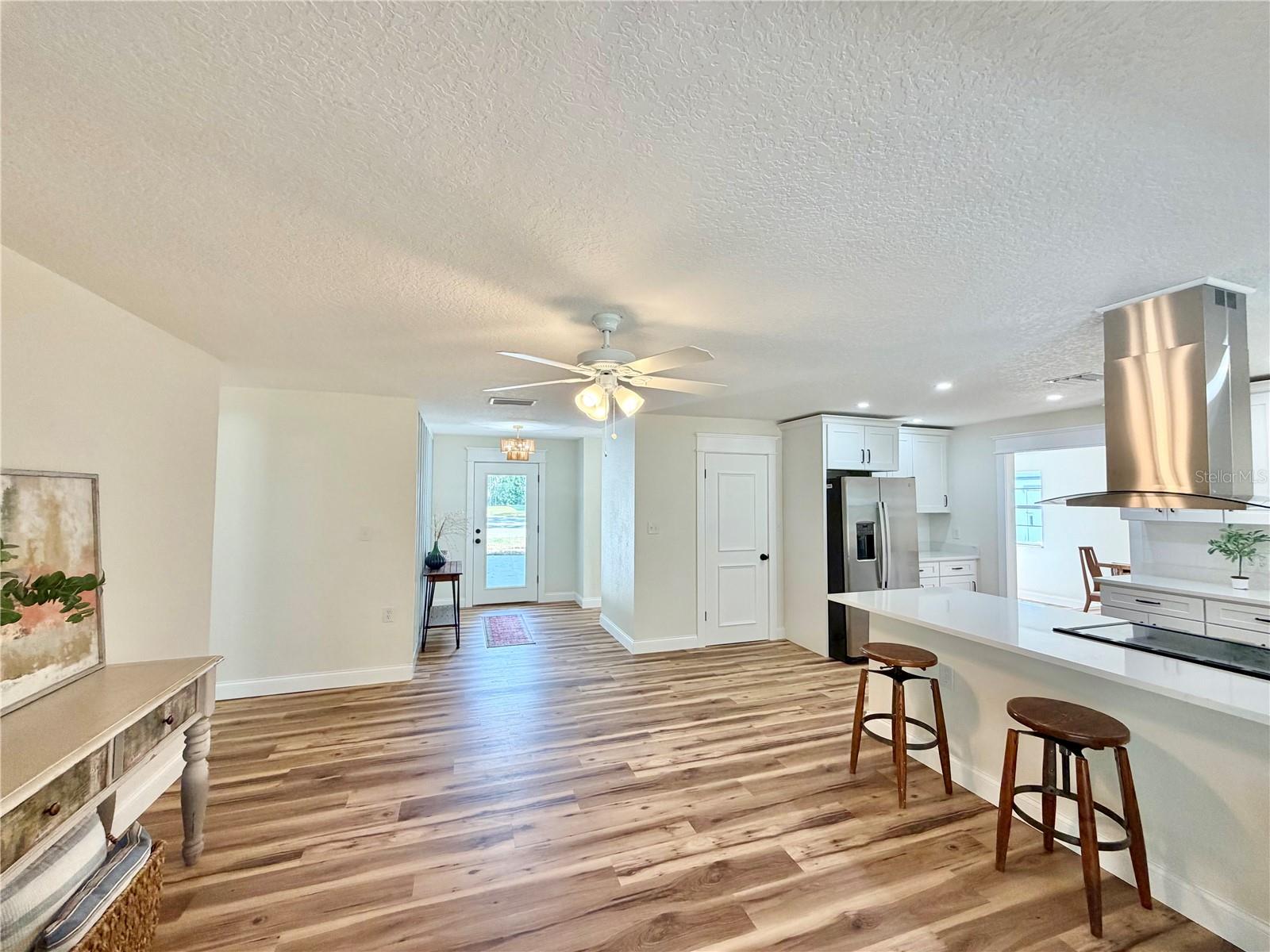 Image 7 of 33 For 1624 Leslie Drive