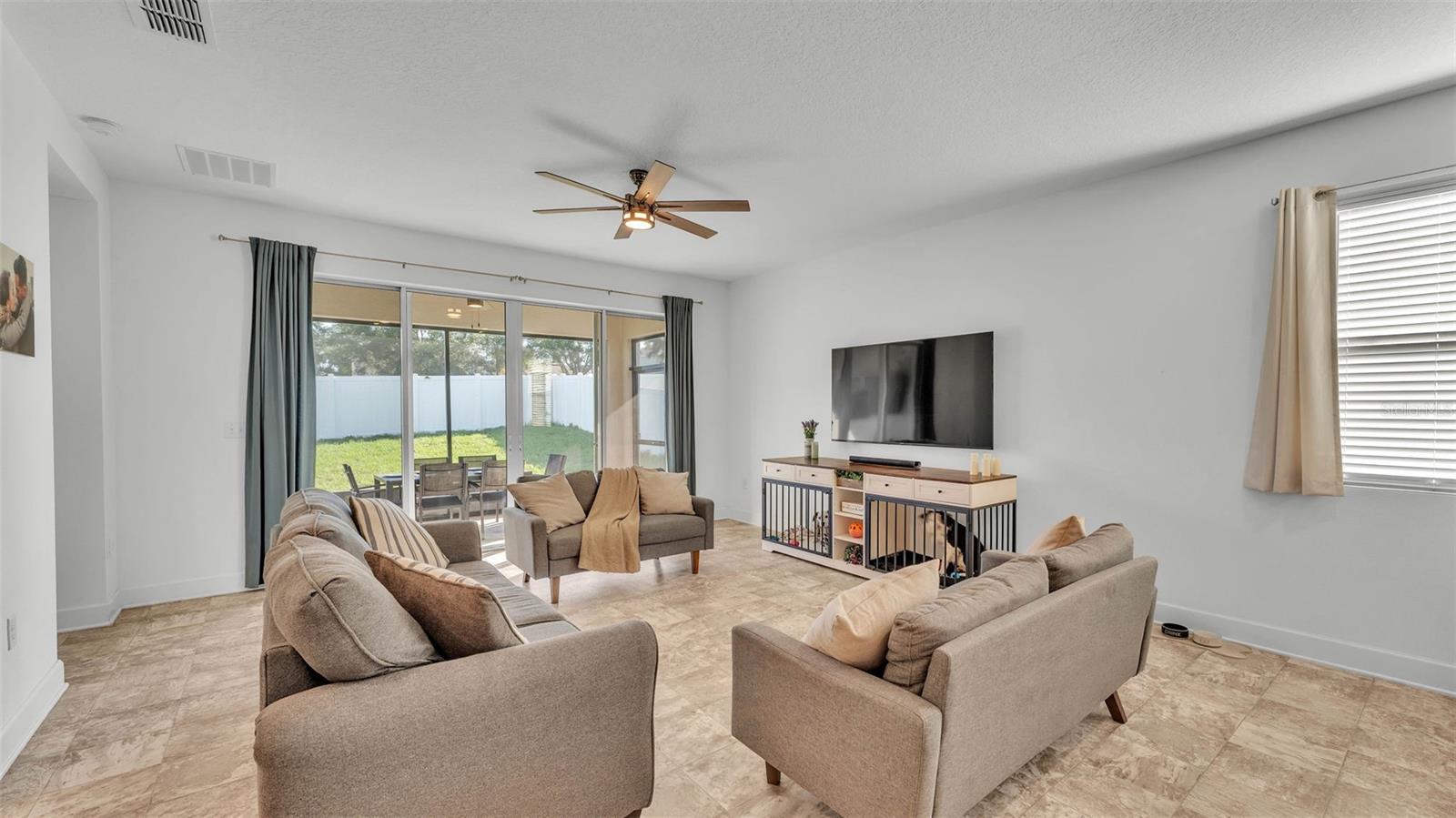 Image 11 of 41 For 1725 Hill Top Drive