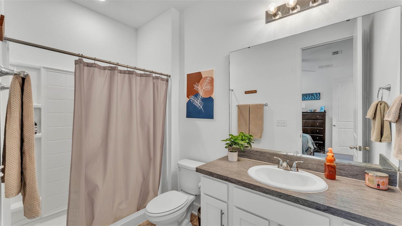 Image 23 of 41 For 1725 Hill Top Drive