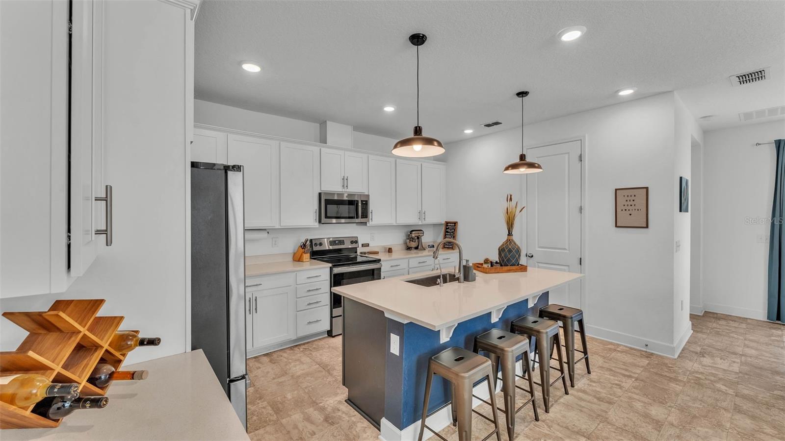 Image 7 of 41 For 1725 Hill Top Drive