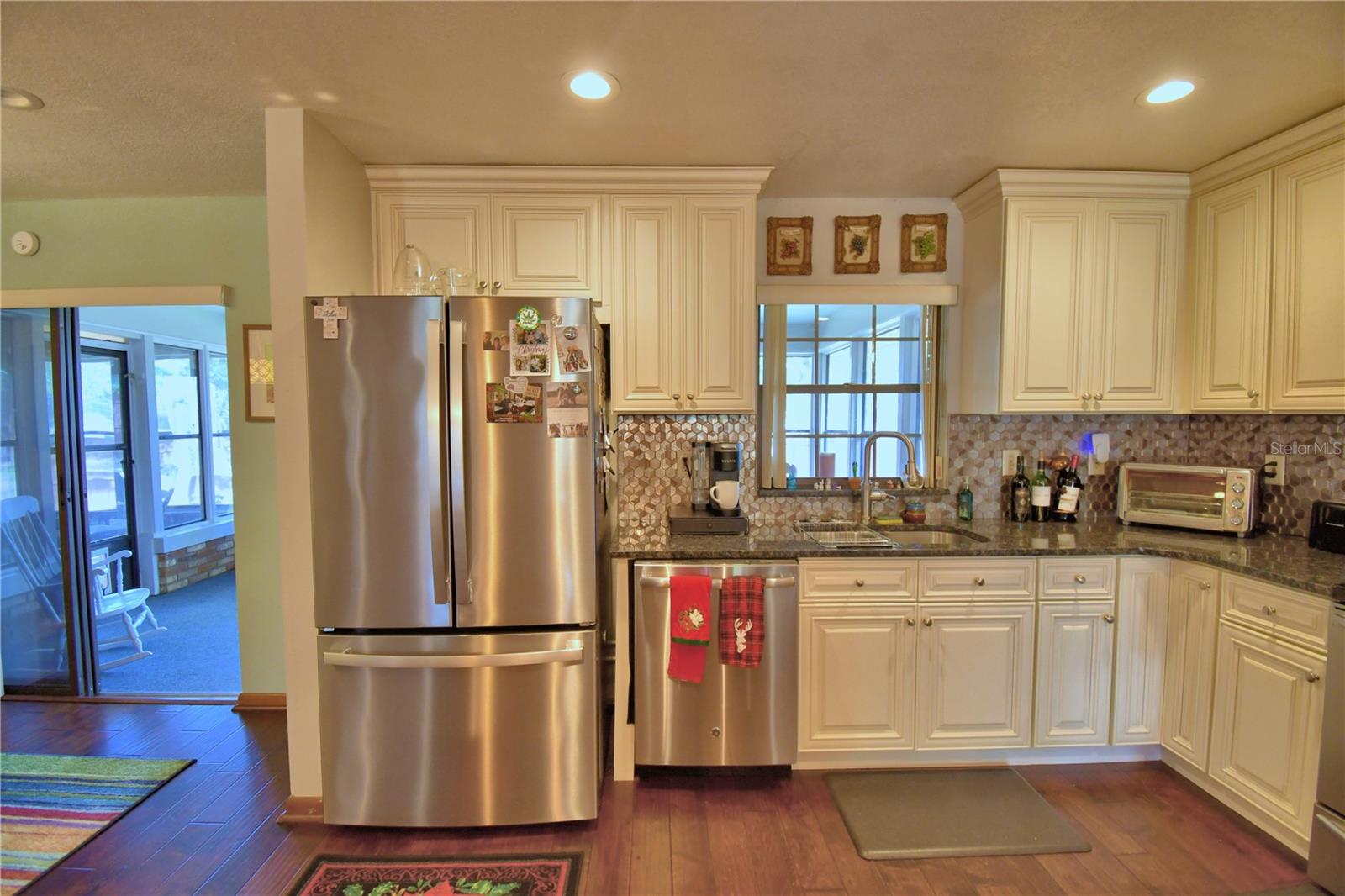 Image 15 of 57 For 236 Pinellas Street