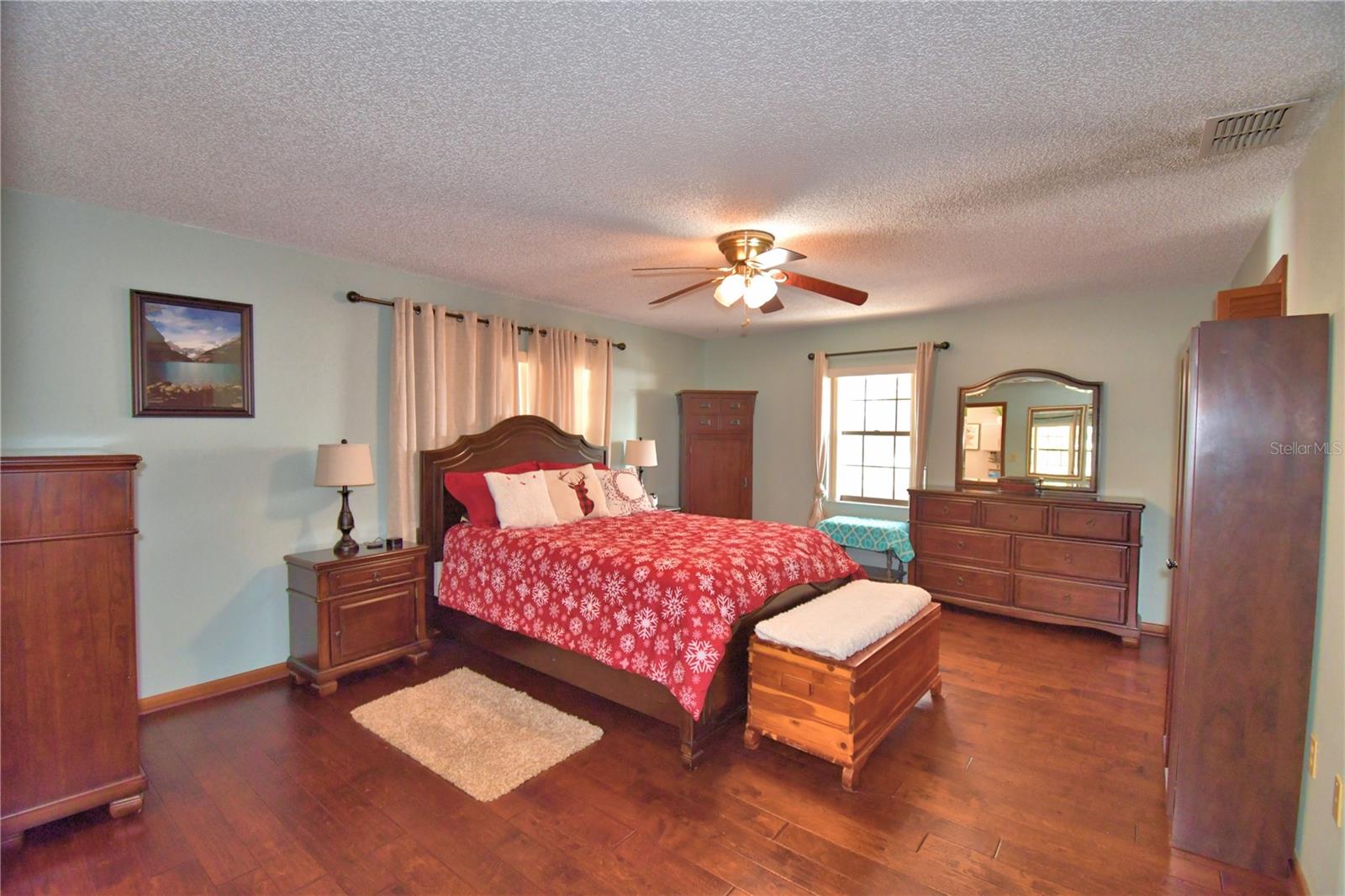 Image 17 of 57 For 236 Pinellas Street