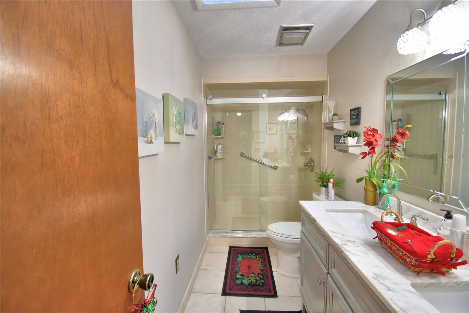 Image 32 of 57 For 236 Pinellas Street