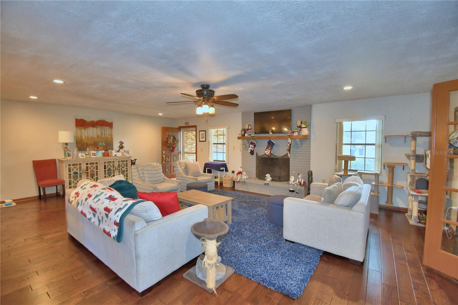 Image 6 of 57 For 236 Pinellas Street