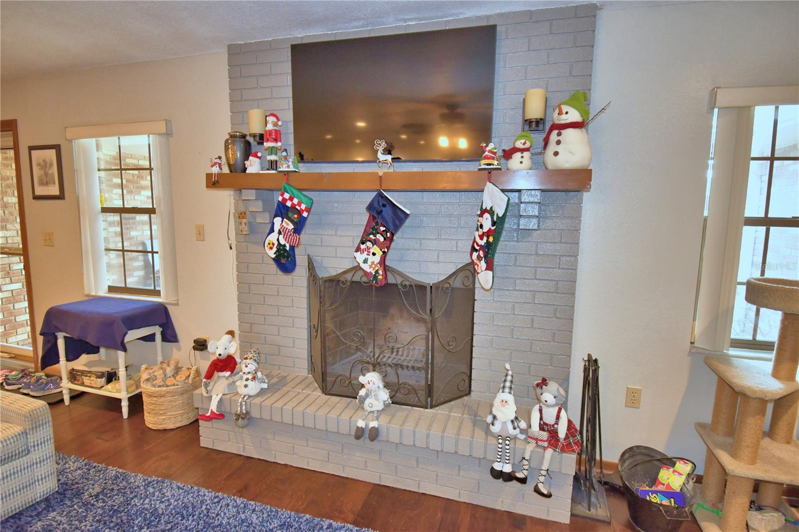 Image 8 of 57 For 236 Pinellas Street