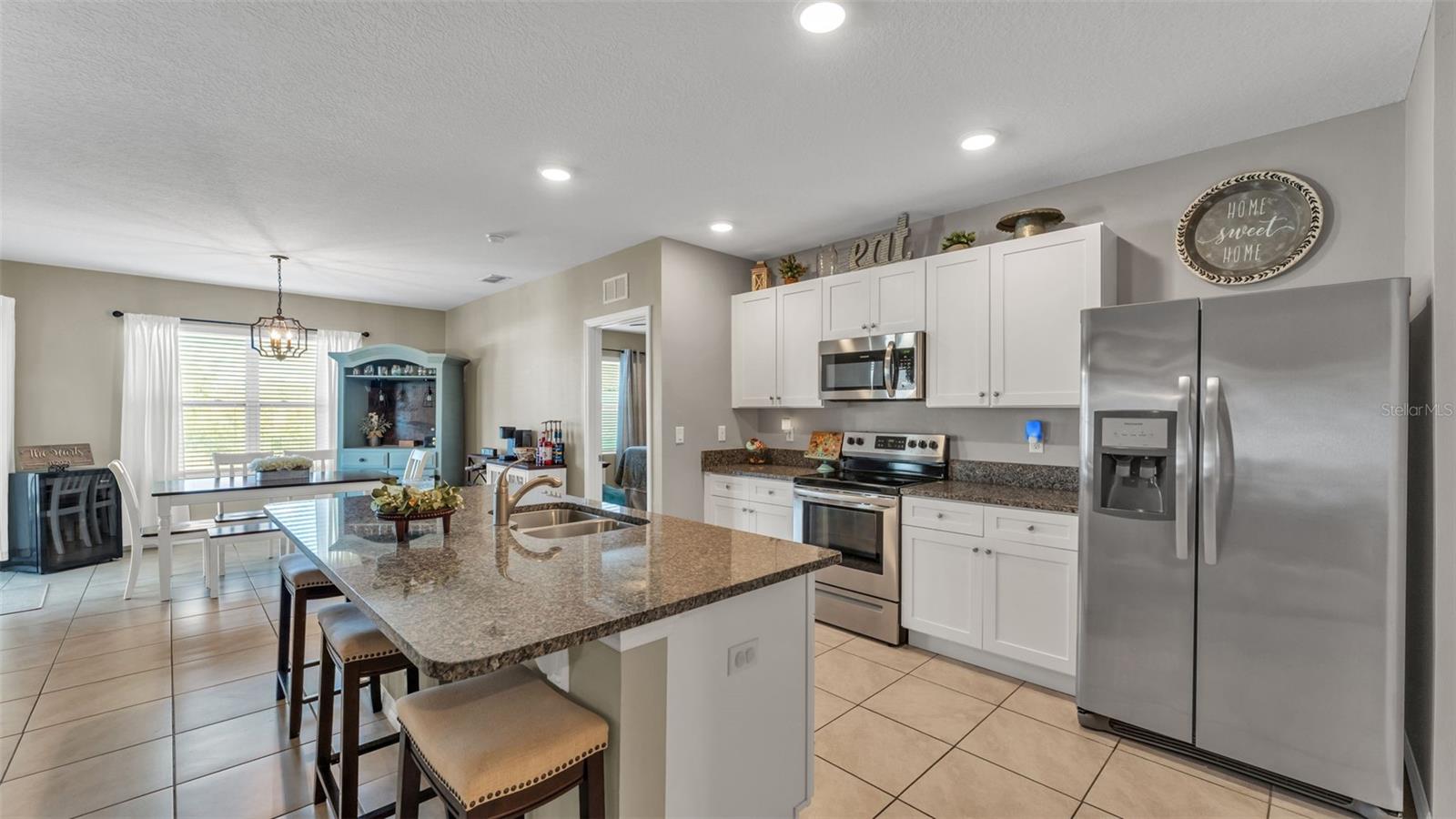 Image 10 of 32 For 198 St Thomas Drive