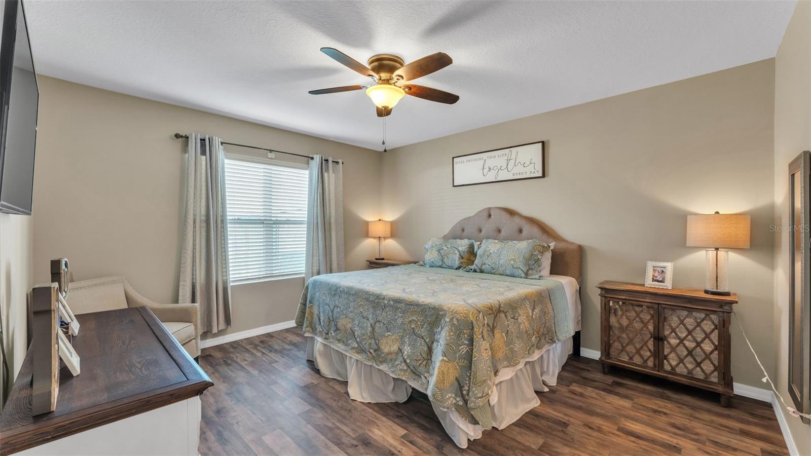 Image 14 of 32 For 198 St Thomas Drive