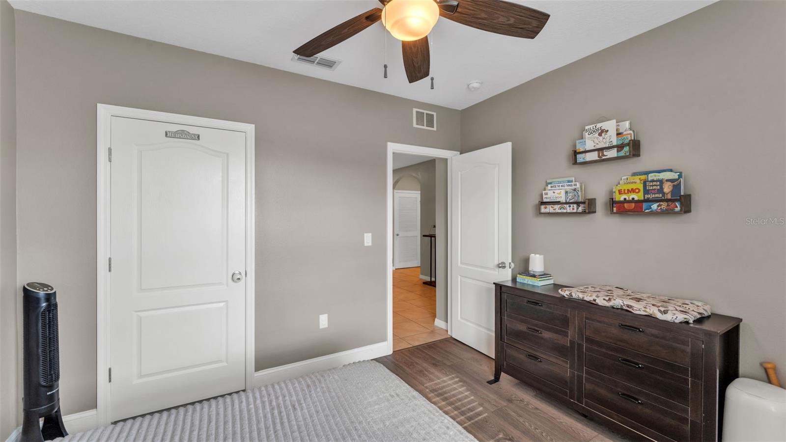 Image 20 of 32 For 198 St Thomas Drive