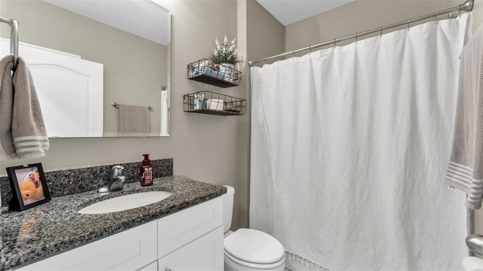 Image 21 of 32 For 198 St Thomas Drive