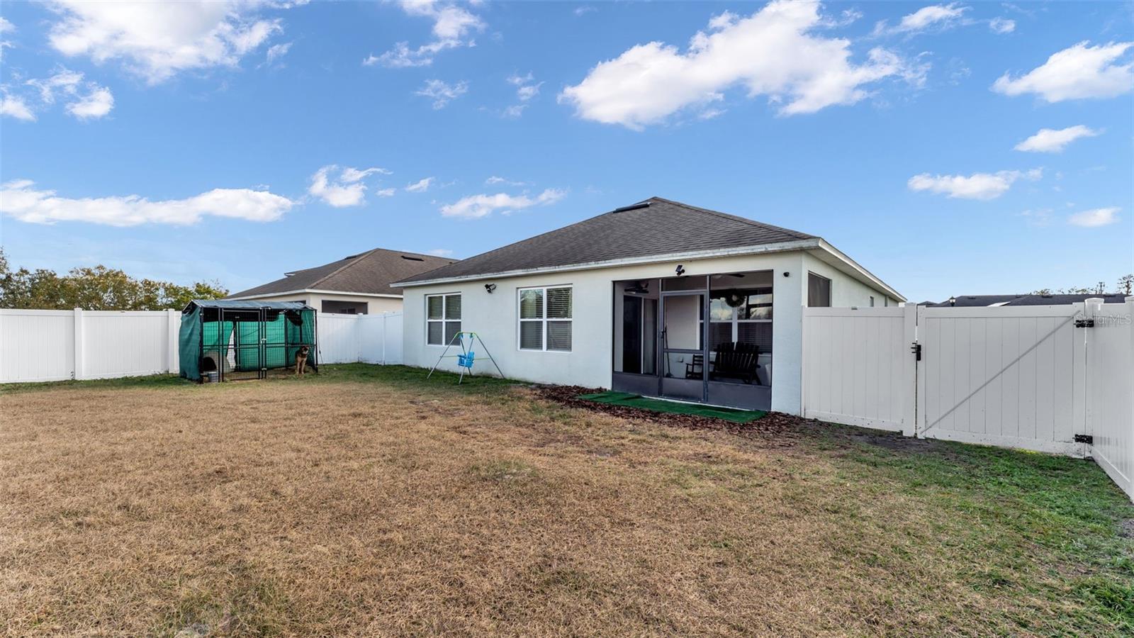 Image 25 of 32 For 198 St Thomas Drive