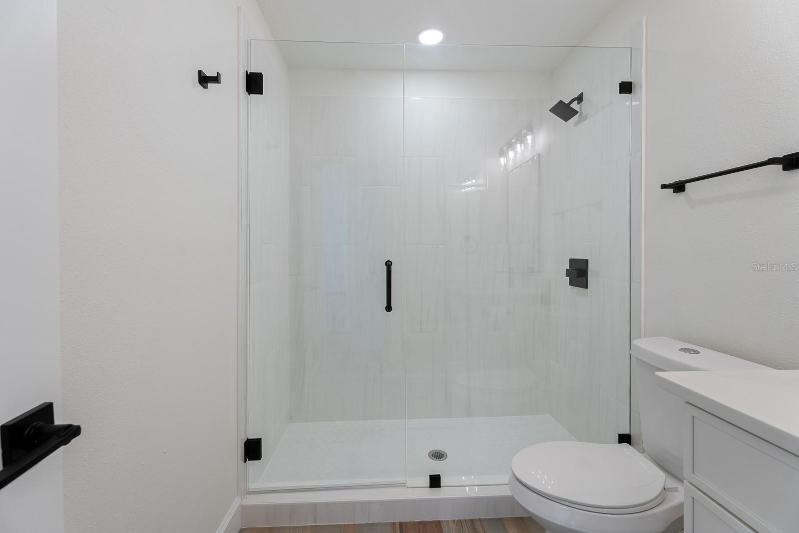 Image 25 of 62 For 1944 Vista View Drive