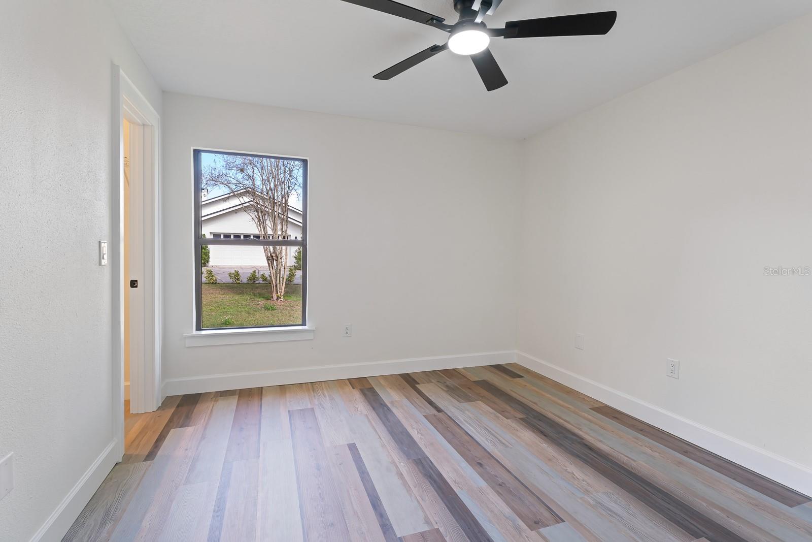 Image 26 of 62 For 1944 Vista View Drive