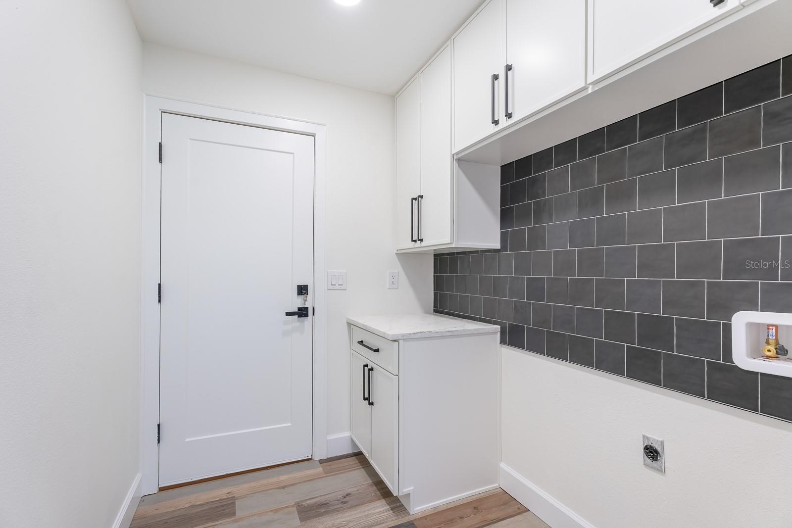 Image 28 of 62 For 1944 Vista View Drive