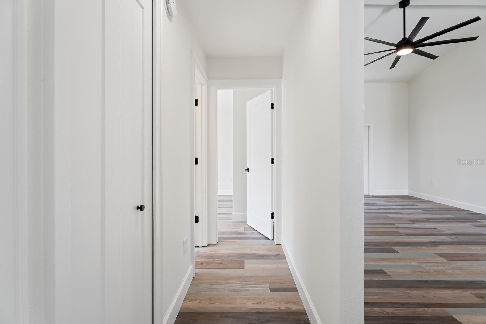 Image 32 of 62 For 1944 Vista View Drive