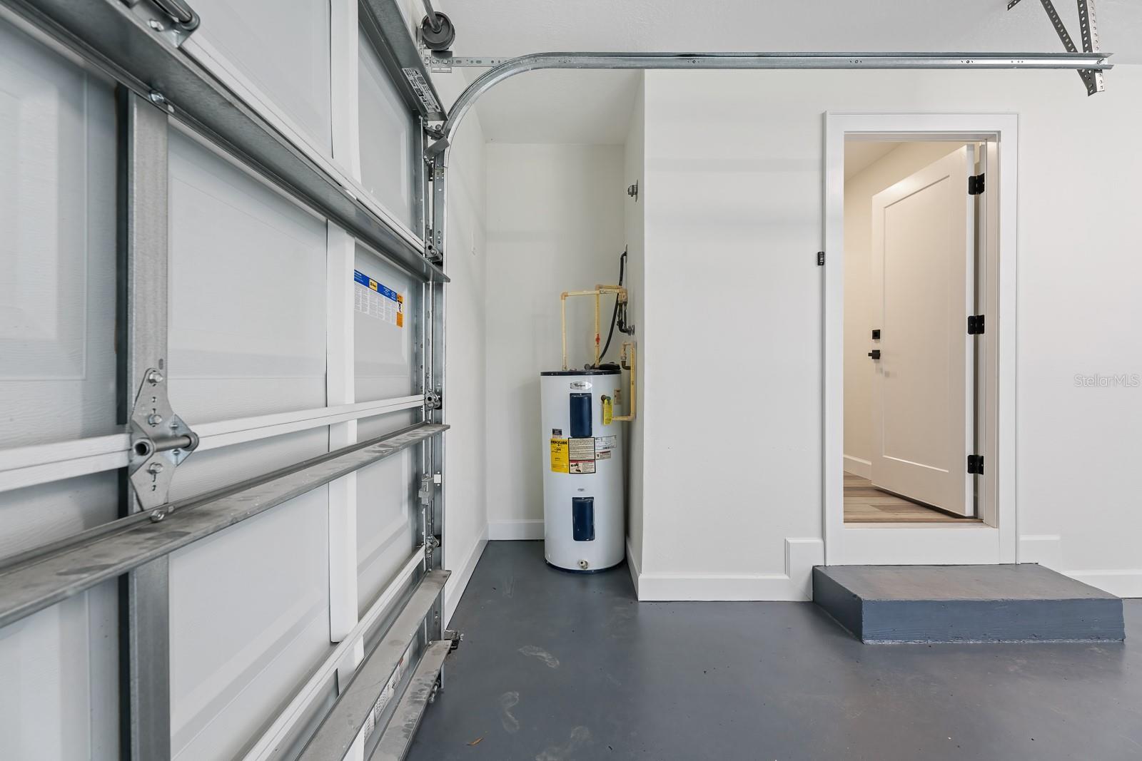 Image 56 of 62 For 1944 Vista View Drive