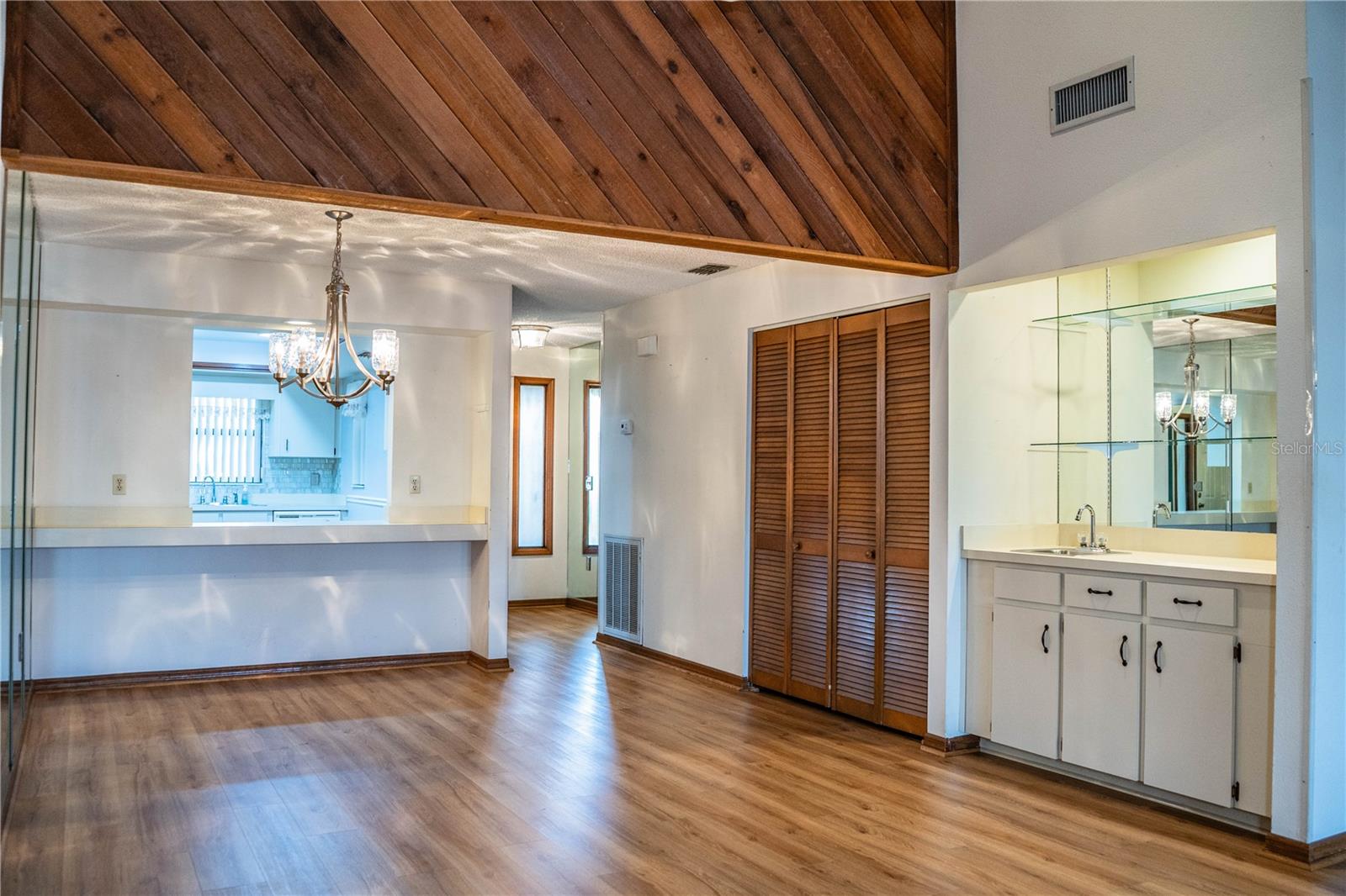 Image 12 of 65 For 2025 Sylvester Road Aa1