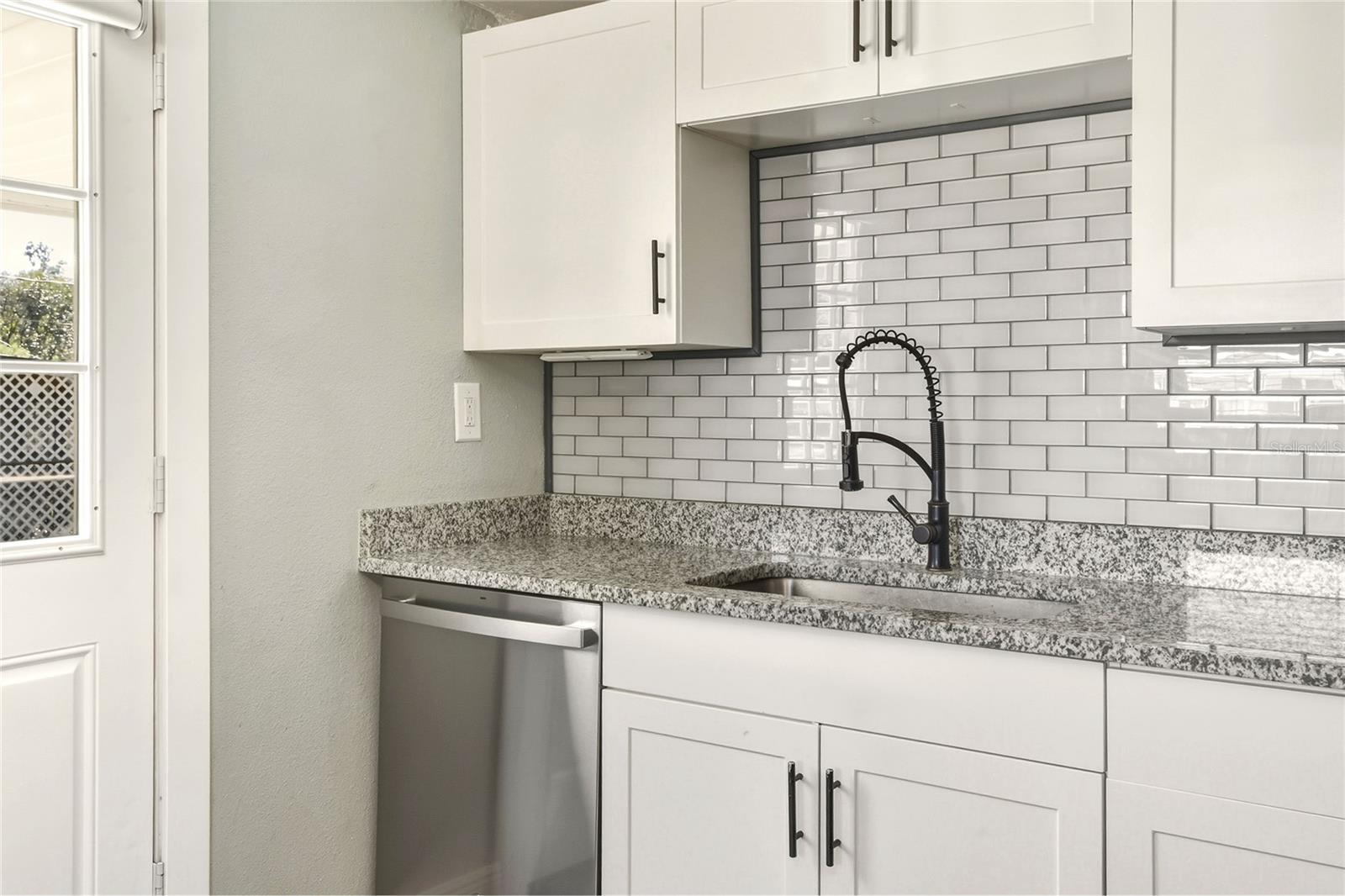 Image 13 of 37 For 3210 Decatur Avenue