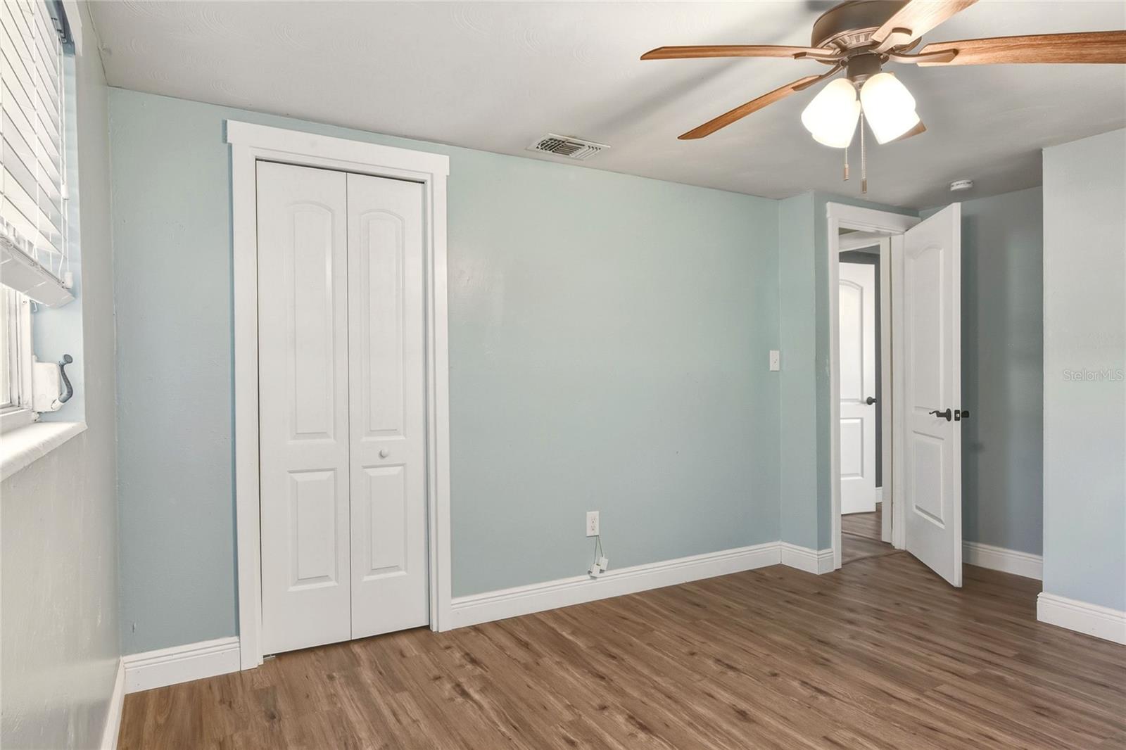 Image 20 of 37 For 3210 Decatur Avenue