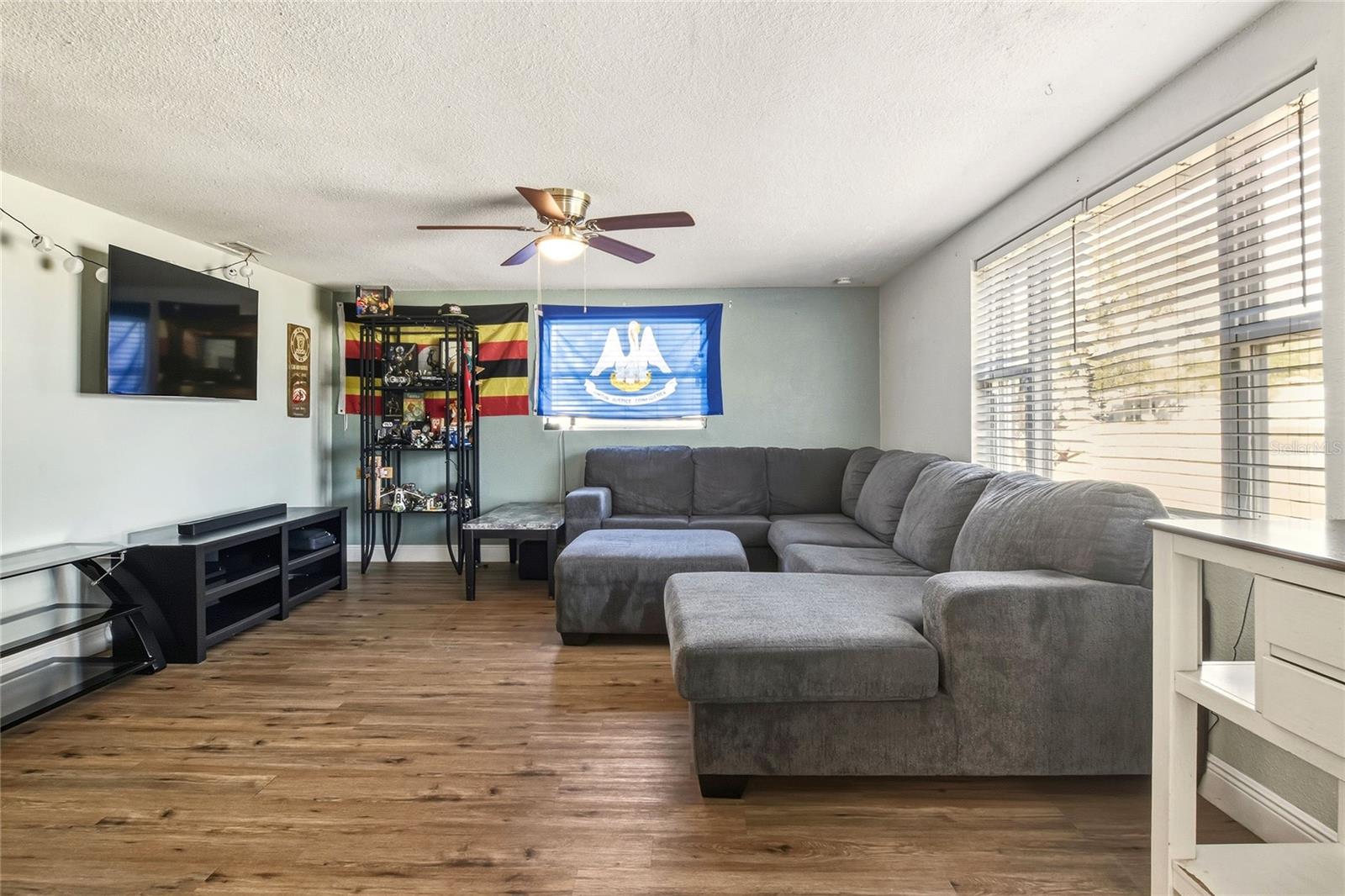 Image 6 of 37 For 3210 Decatur Avenue