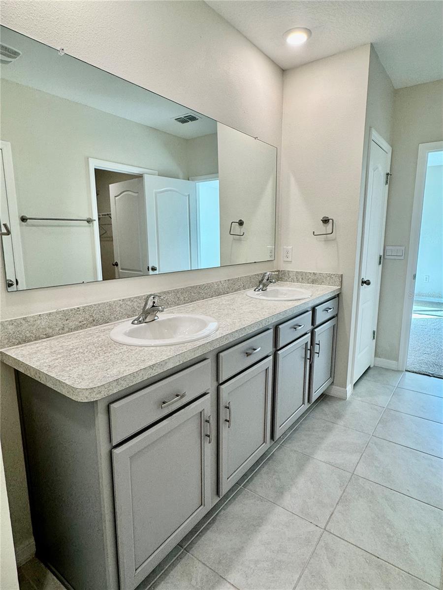 Image 20 of 39 For 309 Gina Lane