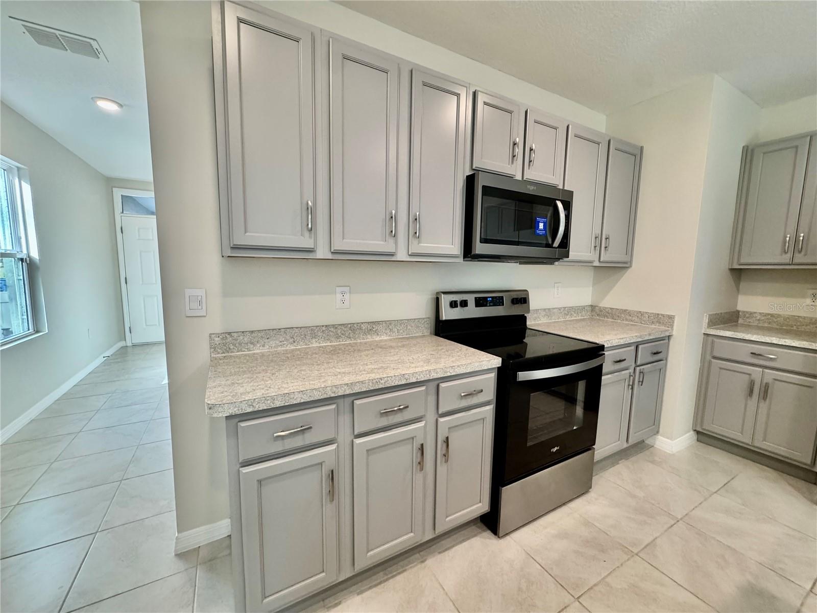 Image 5 of 39 For 309 Gina Lane