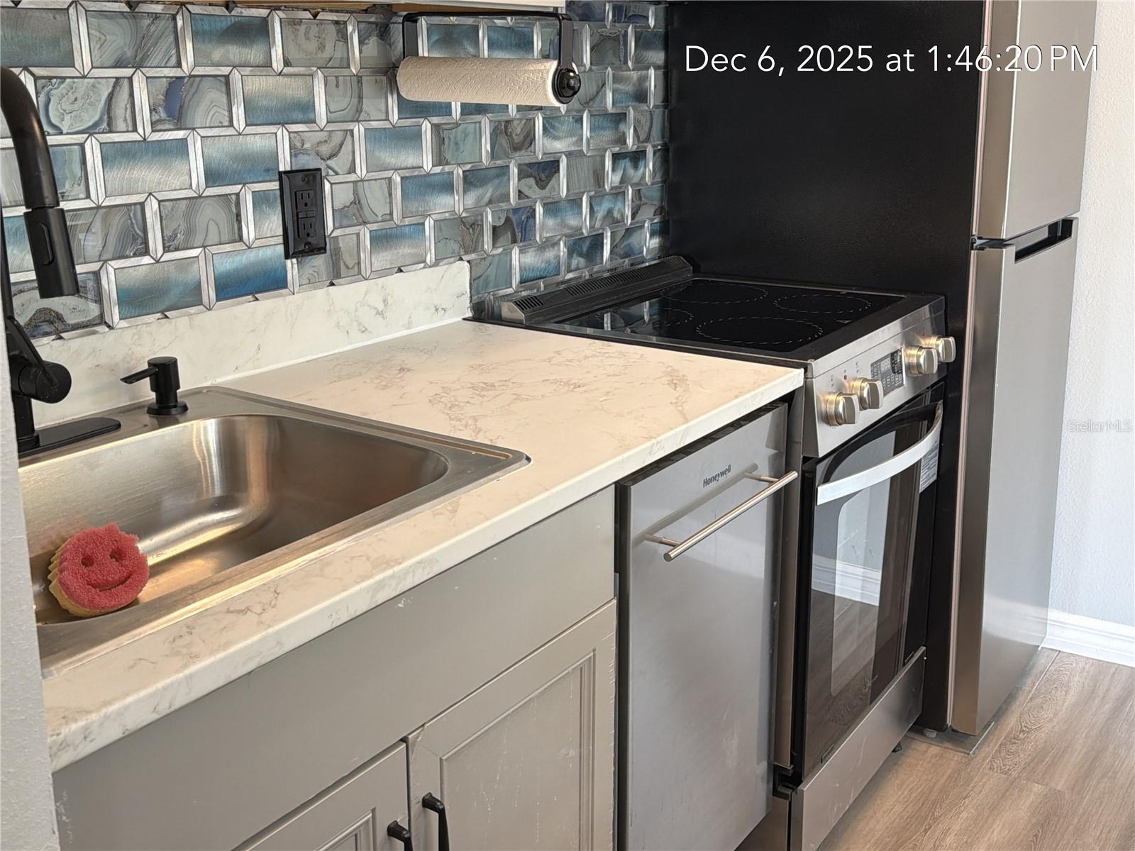 Listing photo id 61 for 1919 North A Street