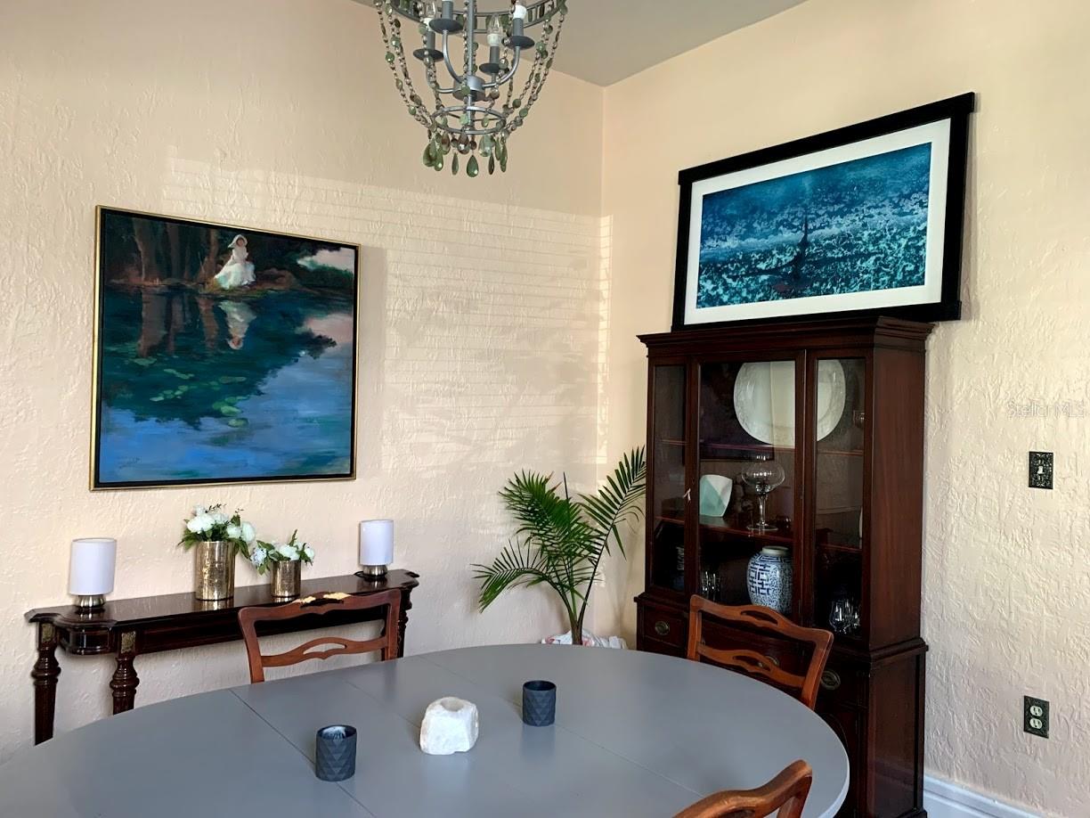 Listing photo id 86 for 1919 North A Street