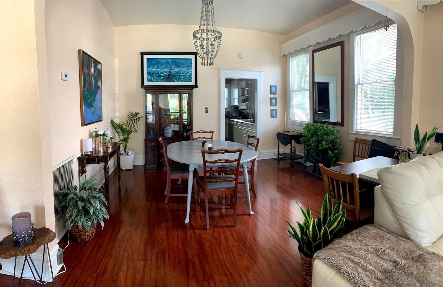 Listing photo id 91 for 1919 North A Street