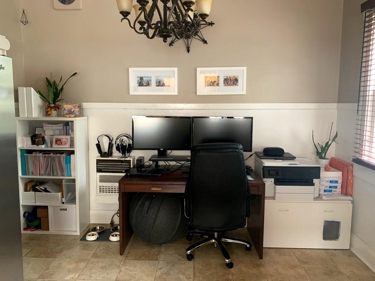 Listing photo id 93 for 1919 North A Street