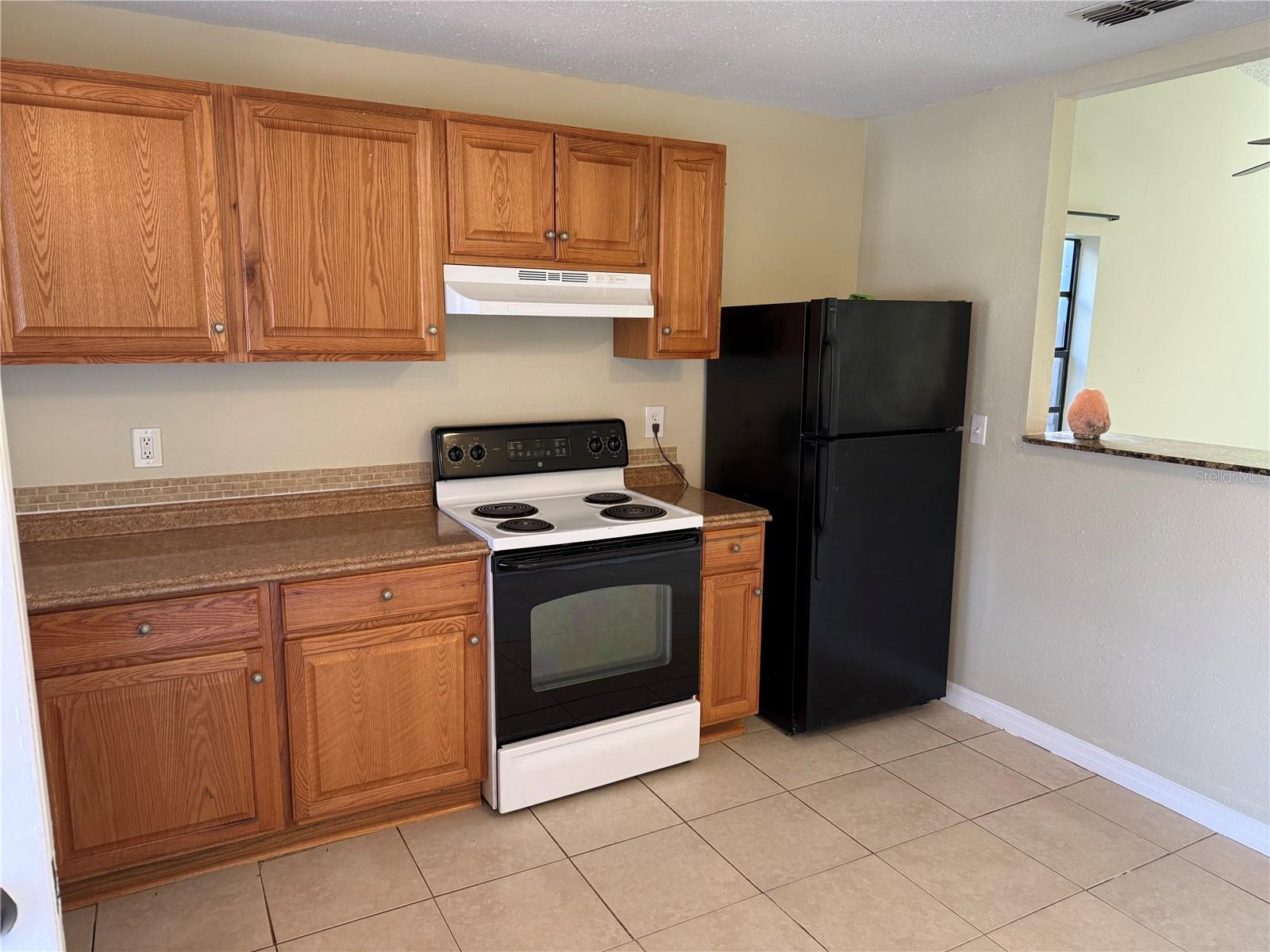 Image 4 of 9 For 1010 Old South Drive