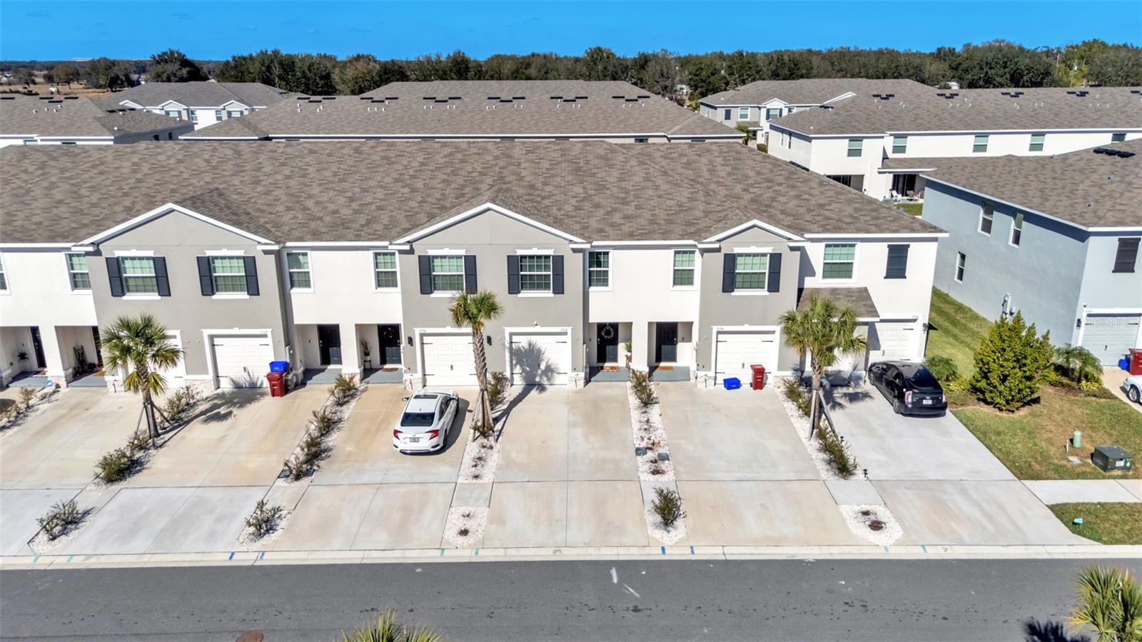 Listing photo id 42 for 3532 White Dandelion Court