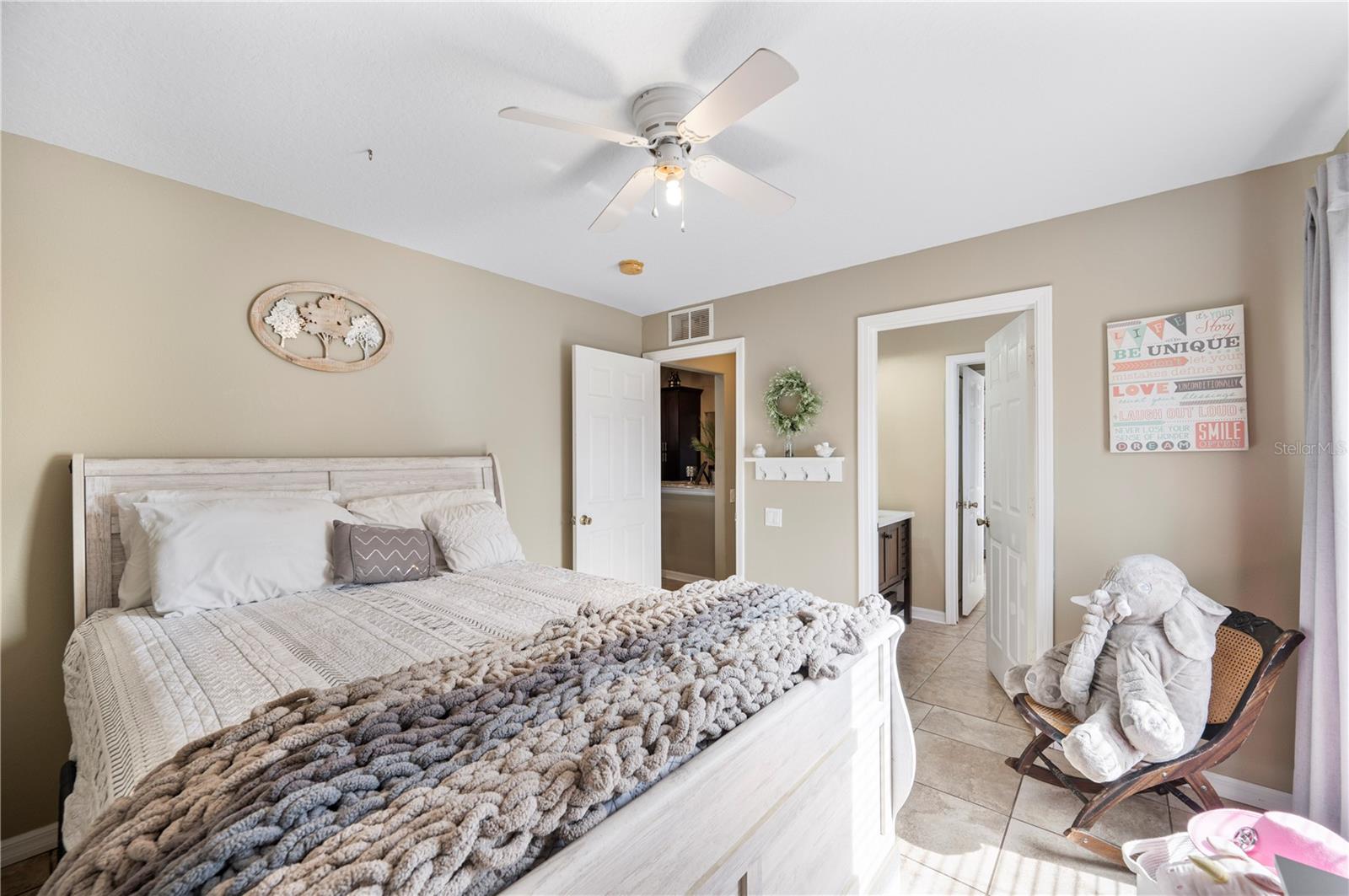 Image 27 of 55 For 4403 Avondale Groves Street