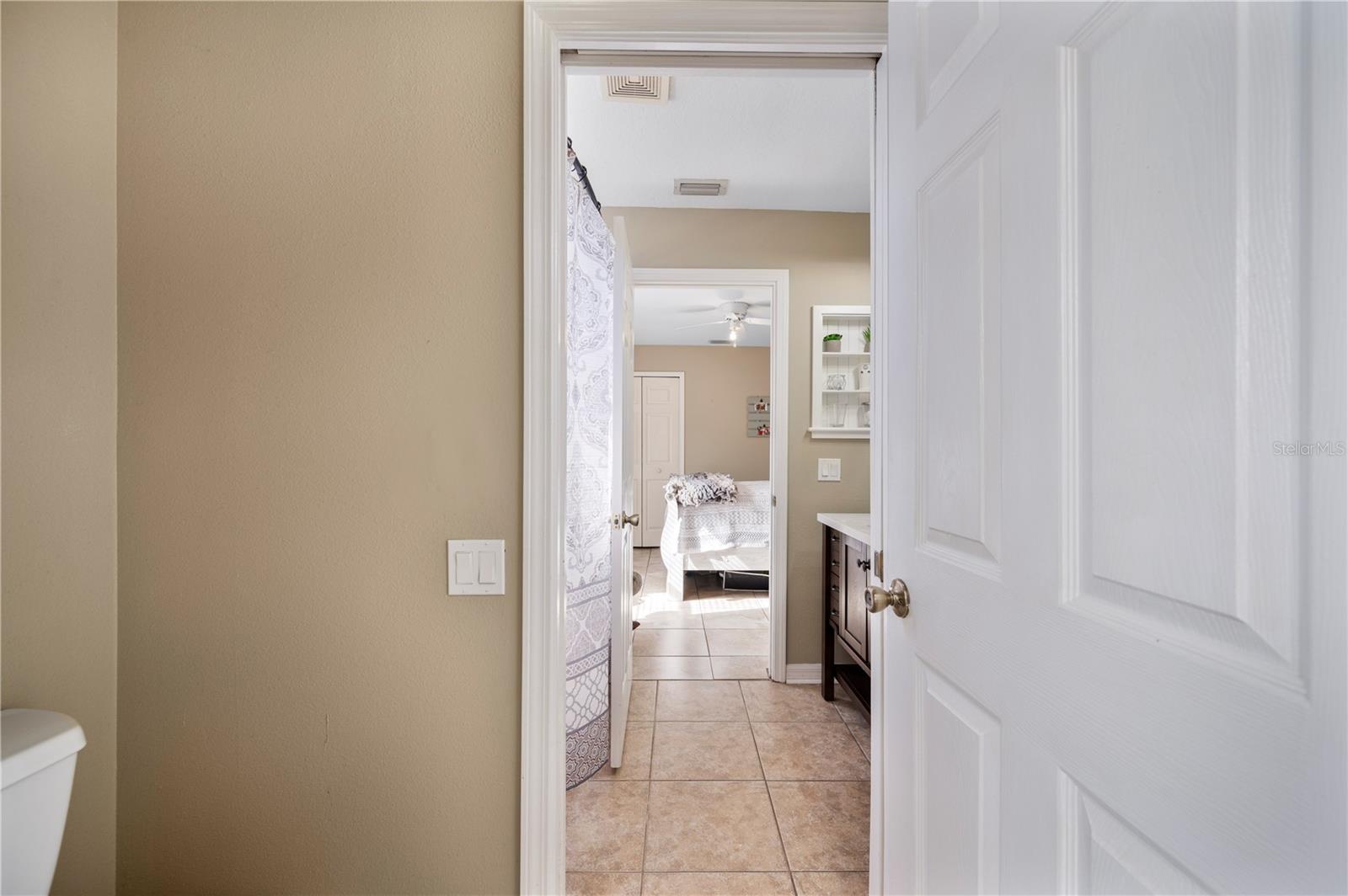 Image 28 of 55 For 4403 Avondale Groves Street