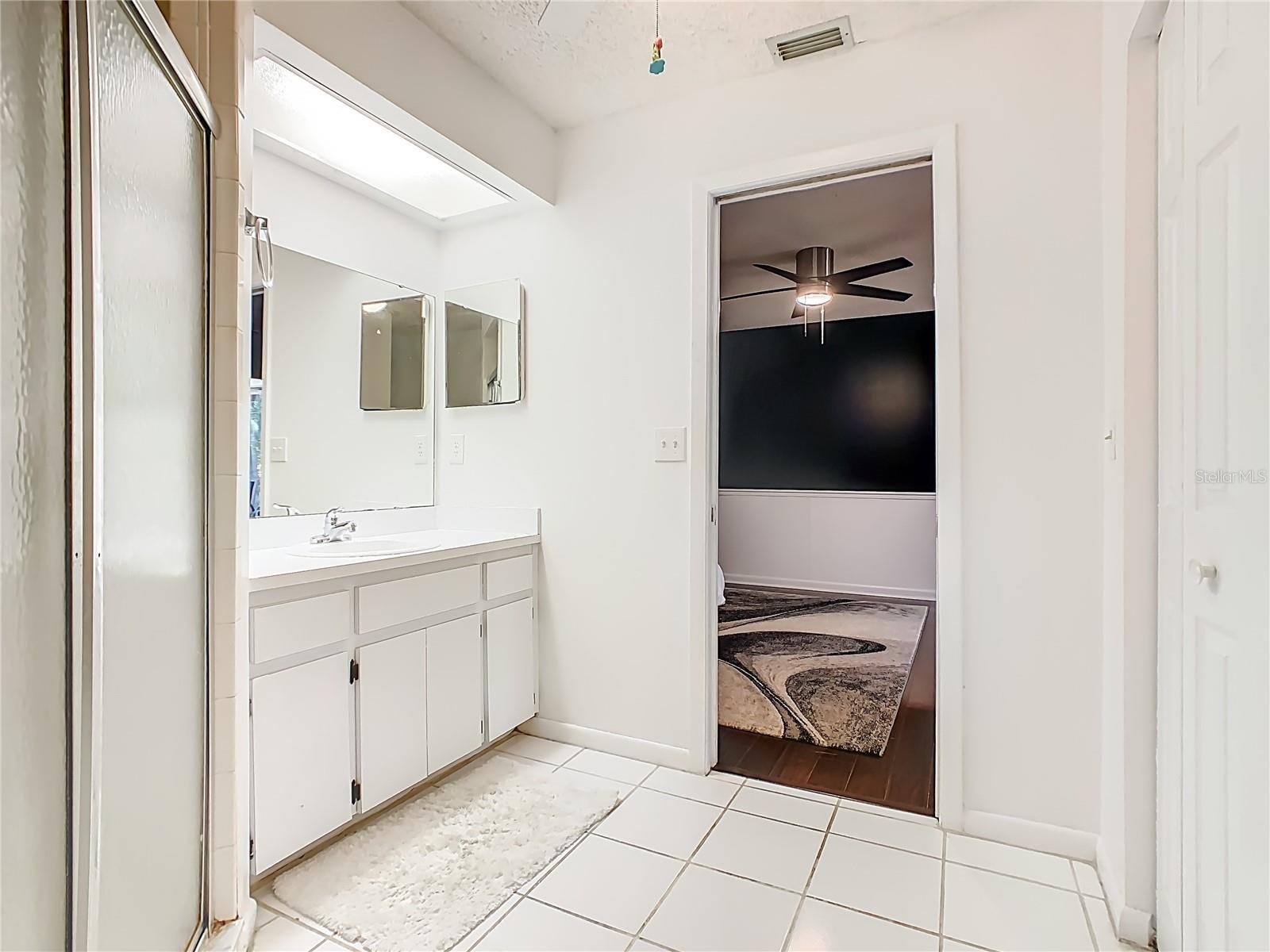 Image 11 of 52 For 4406 Glenns Landing