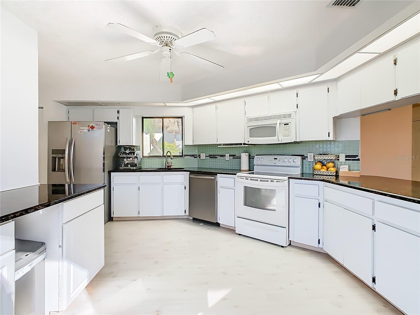 Image 14 of 52 For 4406 Glenns Landing