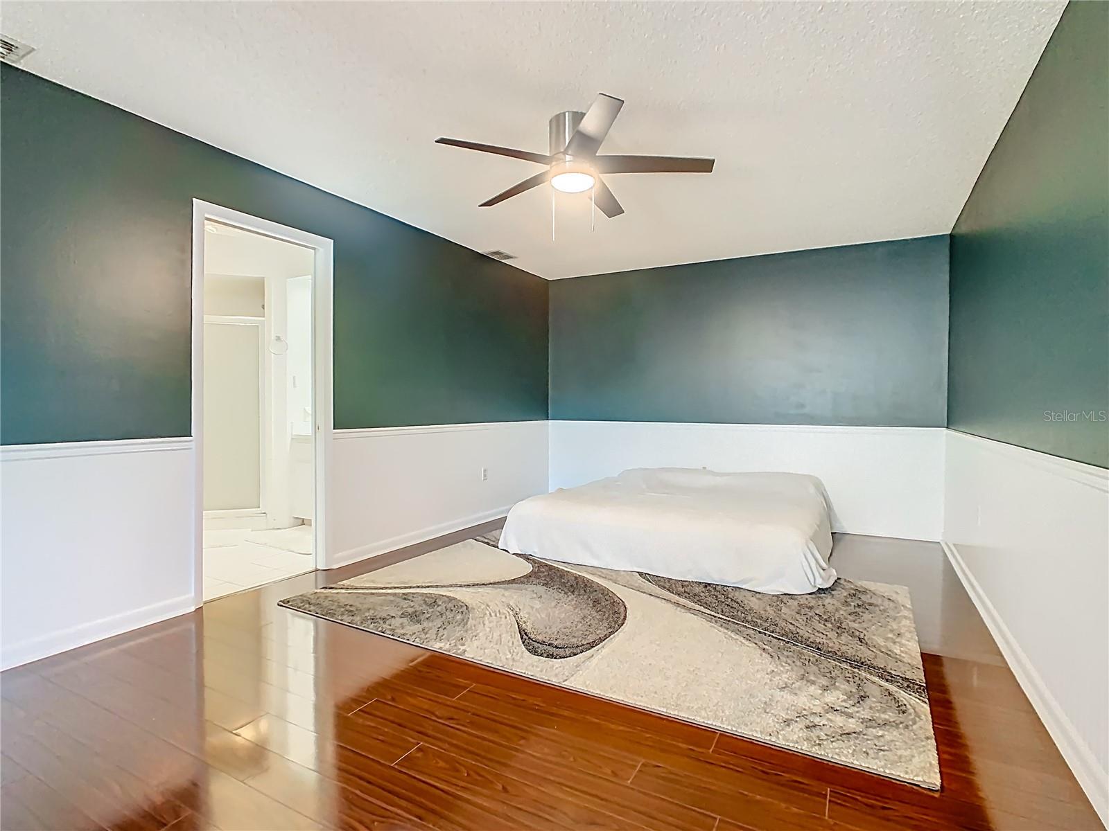 Image 31 of 52 For 4406 Glenns Landing