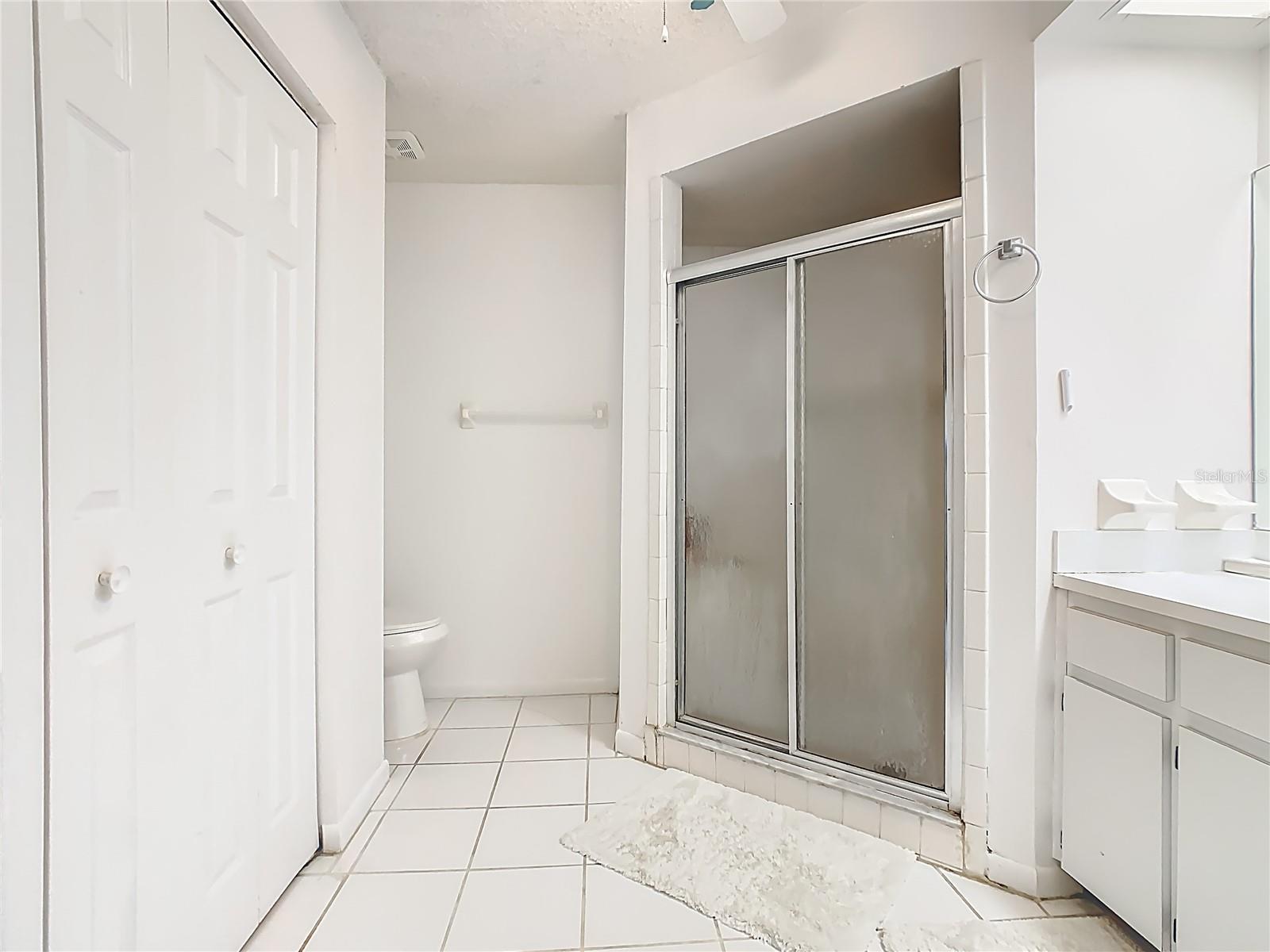 Image 35 of 52 For 4406 Glenns Landing