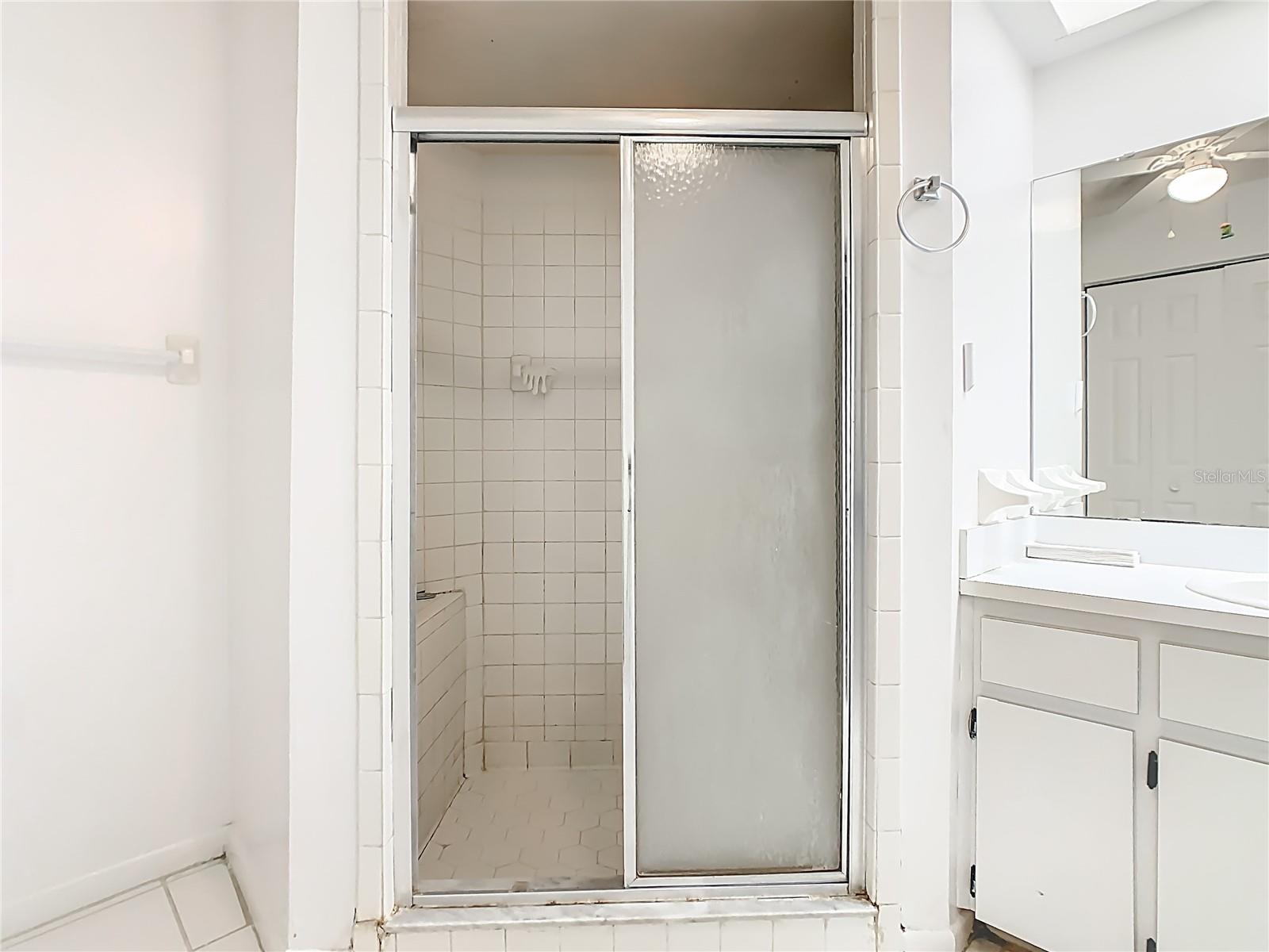 Image 36 of 52 For 4406 Glenns Landing