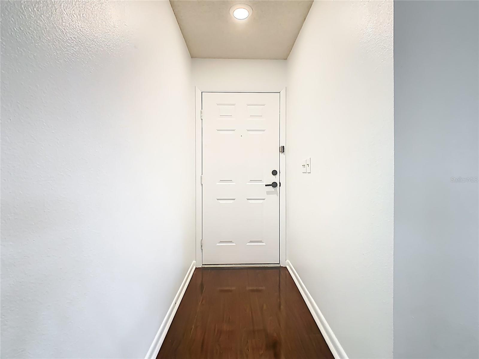 Image 5 of 52 For 4406 Glenns Landing