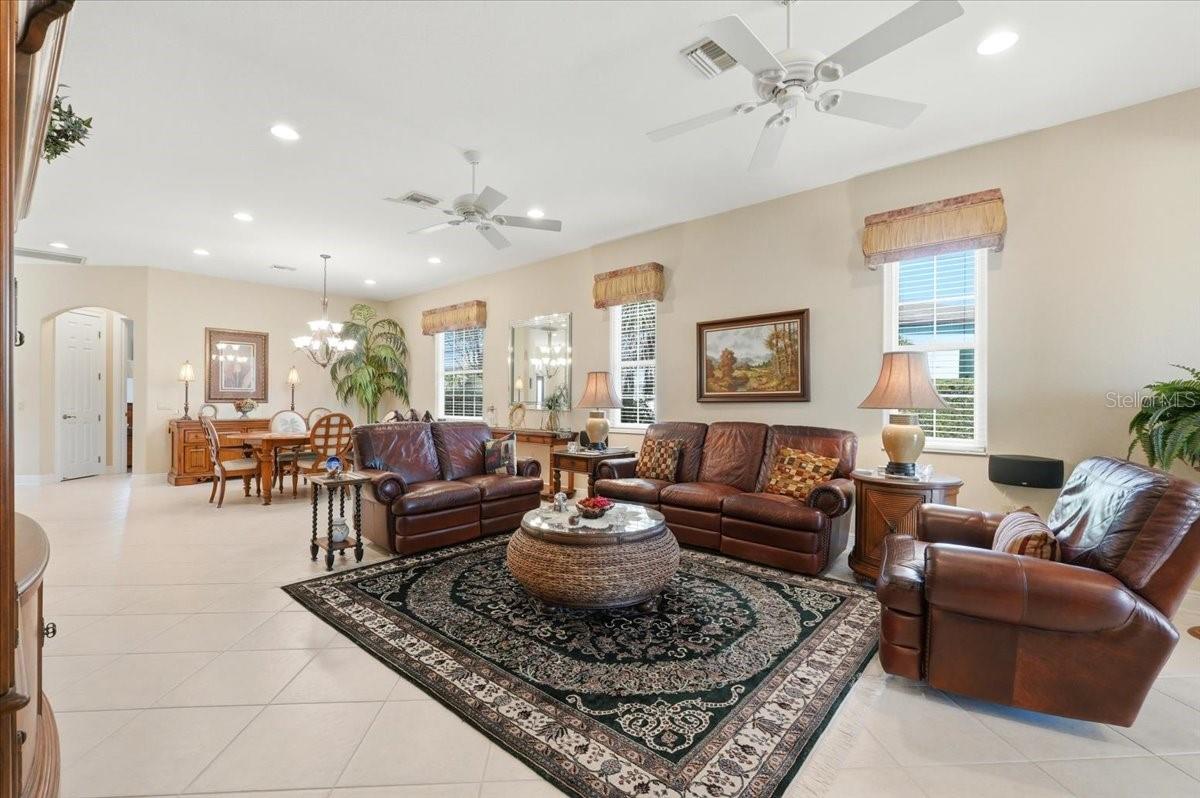 Image 16 of 47 For 451 Motorcoach Drive S