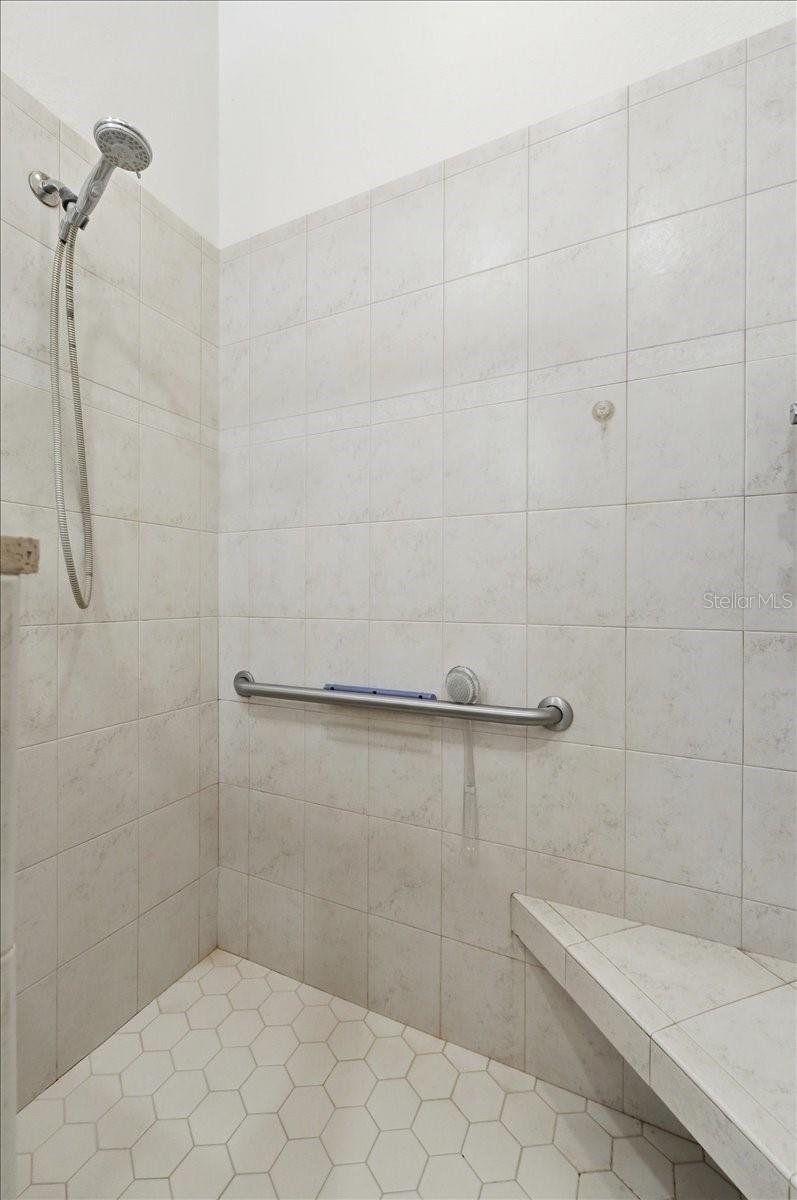 Image 38 of 47 For 451 Motorcoach Drive S