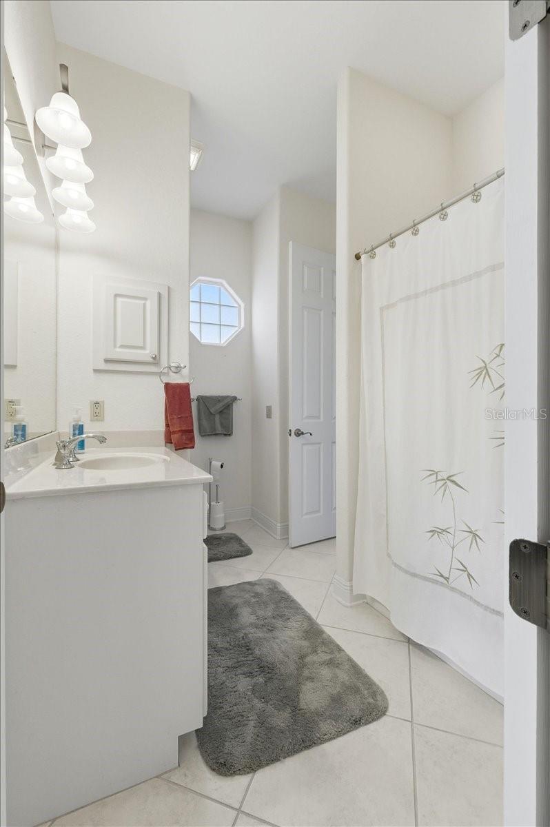 Image 39 of 47 For 451 Motorcoach Drive S