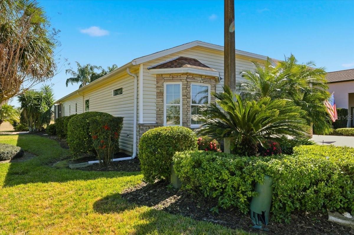 Image 7 of 47 For 451 Motorcoach Drive S