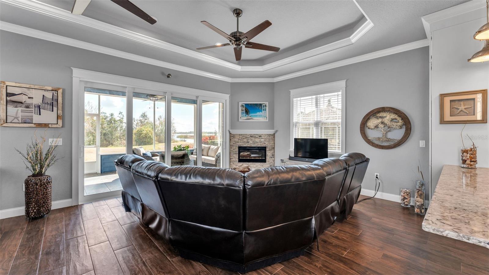 Image 15 of 38 For 3272 Fish Hawk Drive