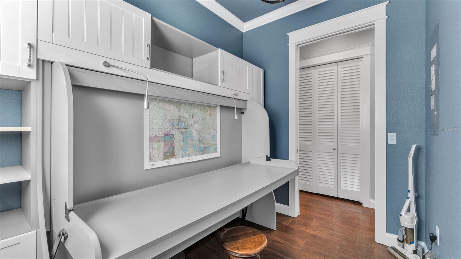 Image 29 of 38 For 3272 Fish Hawk Drive